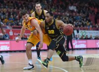 Basketball 1. Bundesliga 15/16 Hauptrunde: Walter Tigers Tuebingen - MHP RIESEN Ludwigsburg