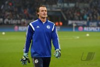 Fussball CHL 14/15 Achtelfinale: Torwart Christian Wetklo (FC Schalke 04)