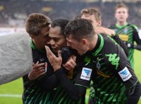 Fussball  1. Bundesliga  13/14: VfB Stuttgart - Borussia Moenchengladbach