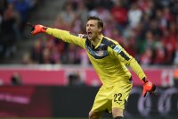 Fussball 1. Bundesliga Saison 15/16: FC Bayern Muenchen - VfB Stuttgart