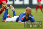 Fussball 1. Bundesliga: S04, VARELA am Boden