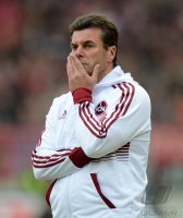 Fussball 1. Bundesliga, Saison 2012/2013: Trainer Dieter Hecking (1 FC Nuernberg)