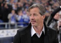 Fussball 1. Bundesliga  Saison 2010/2011:  Trainer Jens Keller (VfB Stuttgart)