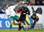 Fussball 1. Bundesliga: Wolfsburg - Bremen, Zweikampf