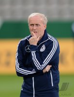 Fussball International  U 21 Laenderspiel: DFB Trainer  Ralf Peter (Deutschland)