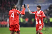 Fussball 1. Bundesliga  Saison  2025/2026  16. Spieltag FC Bayern Muenchen -  VfL Wolfsburg