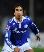 Fussball: 1. Bundesliga Saison 2010/2011: Schalke, RAUL