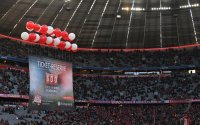 Fussball 1. Bundesliga Saison 16/17: FC Bayern Muenchen - VfL Wolfsburg