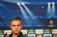 FUSSBALL INTERNATIONAL  CHL ACHTELFINALE 12/13: Trainer Jose Mourinho (Real Madrid)