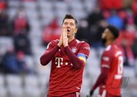 Fussball 1. Bundesliga Saison 21/22: FC Bayern Muenchen - Bayer 04 Leverkusen