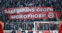 Fussball 1. Bundesliga, Saison 2012/2013:  Bayernfans gegen Homophobie
