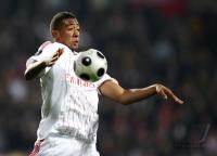 Fussball UEEA CUP, Hamburger SV: BOATENG Einzelaktion