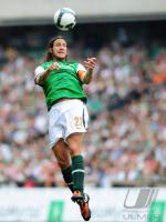 FUSSBALL, 1. BUNDESLIGA, Werder Bremen: FRINGS Einzelaktion