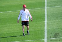 Fussball 1. Bundesliga 11/12: FC Bayern Muenchen Training in Doha