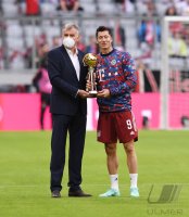 Fussball 1. Bundesliga Saison 21/22: FC Bayern Muenchen -  Hertha BSC Berlin