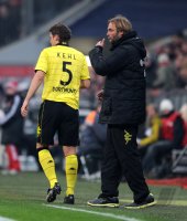 Fussball 1. Bundesliga : Sebastian Kehl mit Trainer Juergen Klopp (v. li., Borussia Dortmund)