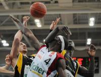 1. Basketball Bundesliga  08/09   Walter Tigers Tuebingen  - LiT Giesser 46 ers