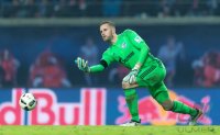 Fussball 1. Bundesliga Saison 16/17: Torwart Ralf Faehrmann (FC Schalke 04)