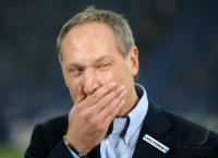 Fussball 1. Bundesliga: Schalke, Manager MUELLER
