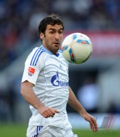 FUSSBALL 1. Bundesliga  Saison 2011/2012: Raul (FC Schalke 04)