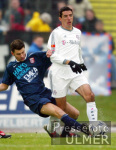 Fussball Testspiel: Wuppertal - Bayern Muenchen, Zweikampf