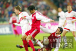 Fussball 1. Bundesliga Bayern-Stuttgart, Zweikampf