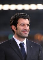 Fussball CHL  Saison 2010/2011: SCOUT Luis Figo  (Inter Mailand)