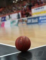 Basketball 1. Bundesliga 2011/2012:  Walter Tigers Tuebingen - BG Goettingen