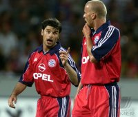 Fussball  1. Bundesliga  Ligacup  2000/2001: FC Bayern  M&Aring;&cedil;nchen - Hertha BSC Berlin