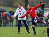 Fussball 1. Bundesliga: Trainer Louis van Gaal, Franck Ribery (v. li., FCB)