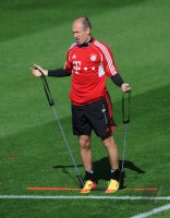 Fussball 1. Bundesliga 11/12: FC Bayern Muenchen Training in Doha