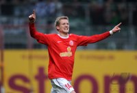 1. Fussball Bundesliga: Jubel nach dem Tor zum 1:0  Andre Schuerrle (1. FSV Mainz 05)