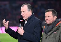 Fussball 1. Bundesliga Saison 19/20: FC Bayern Muenchen -  FC Schalke 04