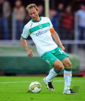 FUSSBALL 3. BUNDESLIGA: Bremen II, STAHLLBAUM