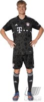 Fussball 1. Bundesliga Saison 22/23: Torwart Johannes Schenk (FC Bayern Muenchen)
