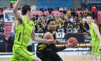 Basketball 2. Bundesliga  19/20: Tigers Tuebingen - Team Ehingen Urspring