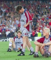Fussball Champions League Finale 1999: Enttaeuschung  FC Bayern Muenchen