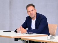 PK Vereinsgruendung, BewegtEuch,  will Kindern in Corona-Zeiten Sport ermoeglichen