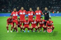 Fussball International EM 2012-Qualifikation:  (HINTEN V. LI.) Mehmet Aurelio, Servet Cetin, Hamit Altintop, Oemer Erdogan, Volkan Demirel (unten v. li.) Oezer Hurmaci, Halil Altintop, Goekhan Goenuel, Sabri Sarioglu, Nuri Sahin, Emre Beloezoglu (Tuerkei)