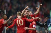 FUSSBALL INTERNATIONAL  CHL HALBFFINALE 11/12: JUBEL Mario Gomez (FC Bayern Muenchen)