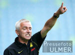 Fussball 1. Bundesliga: BVB, Trainer Bert van MARWIJK