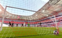 Fussball 1. Bundesliga Saison 20/21: FC Bayern Muenchen - FC Augsburg