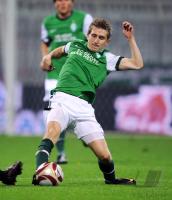 FUSSBALL, EUROPA LEAGUE GRUPPENPHASE: Bremen MARIN am Ball