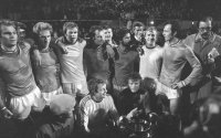 FC Bayern Muenchen Europapokalsieger 1976: Mannschaftsbild FC Bayern Muenchen