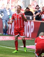 Fussball 1. Bundesliga Saison 16/17: FC Bayern Muenchen - SC Freiburg