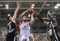 Basketball 1. Bundesliga 2011/2012:  Walter Tigers Tuebingen - FC Bayern Muenchen
