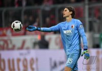 Fussball DFB Pokal 2. Runde 16/17: FC Bayern Muenchen - FC Augsburg