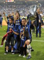 Fussball Champions League Finale: JUBEL Lucio mit seinen Kindern Victoria, Joao Victor und Valentinna (Inter)