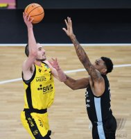 Basketball 2. Bundesliga 2021/2022: Tigers Tuebingen - Nuernberg Falcons