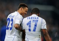 Fussball: Champions League, Saison 2010/2011: Schalke - Lissabon, JONES und FARFAN